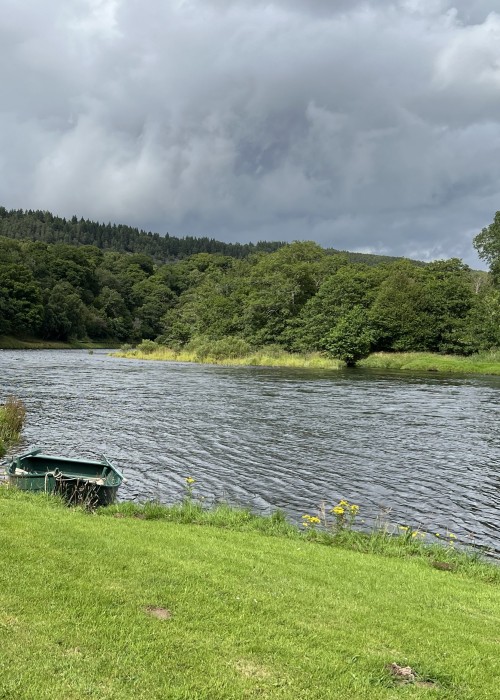 Another perfect Tulchan Beat salmon fly fishing pool of the River Spey near Advie. The Spey also utilises small oar boats for commuting fishing guests across to the far bank and for also letting guests fish from on occasion.
