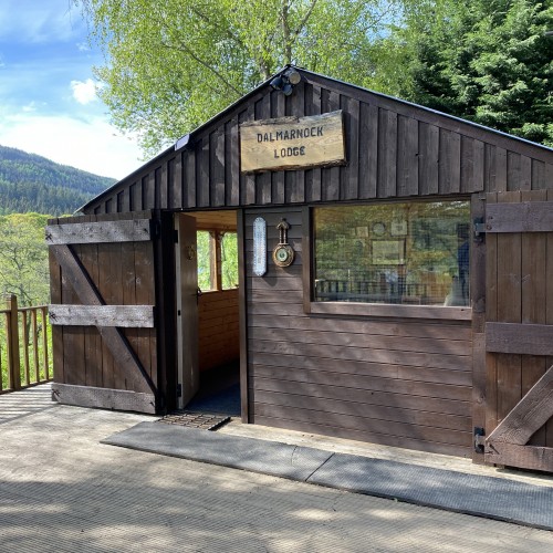 This is a great Tay fishing hut located slightly northwards off the A9 from Dunkeld. This fishing hut benefits from a wood burning stove and generator powered kettle for tea & coffee supplies to visiting River Tay salmon fishers.