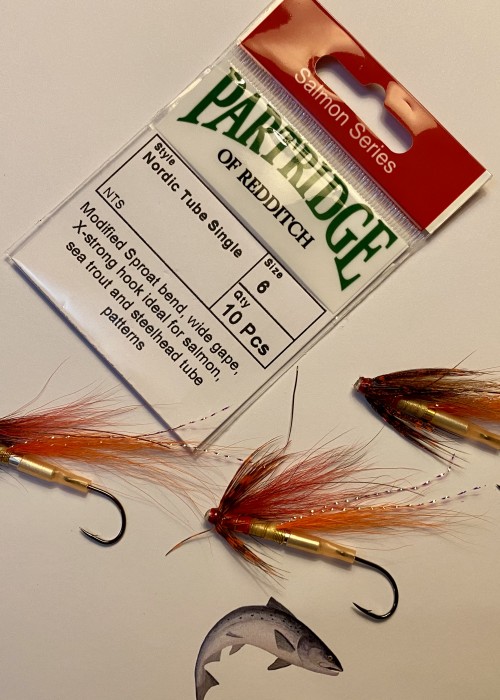 The Jock's Shrimp Salmon Fly was developed by myself while working as a professional River Tay salmon guide. This salmon fly pattern is highly effective and especially through the late Summer and Autumn months.